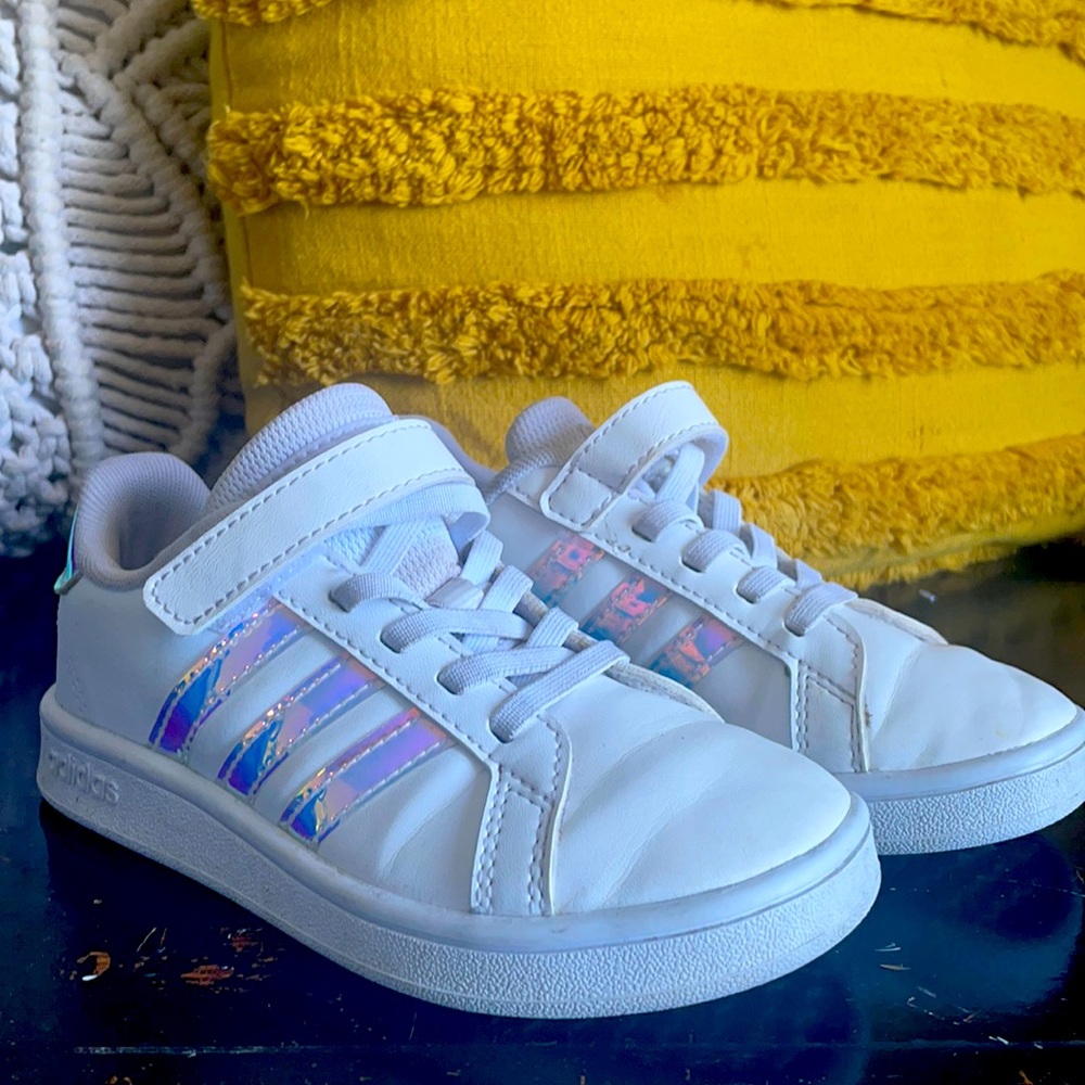 Adidas Girls Grand Courts Size 11